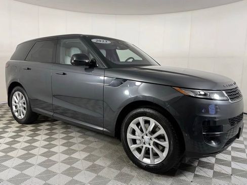 Used 2023 Land Rover Range Rover Sport SE image 7