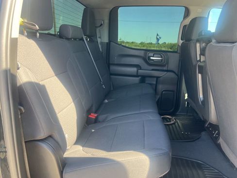 Used 2022 Chevrolet Silverado 1500 Custom Trail Boss w/ Safety Confidence Package AWD/4WD image 8