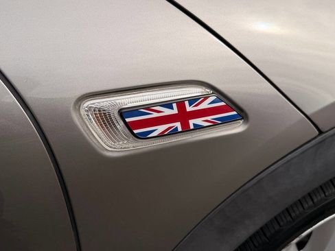 Used 2016 MINI Cooper Clubman image 15