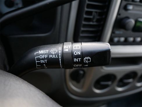 Used 2003 Ford Escape XLT image 28