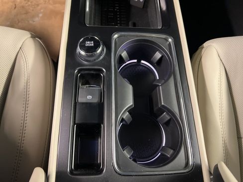 New 2026 Lincoln Corsair Reserve image 16