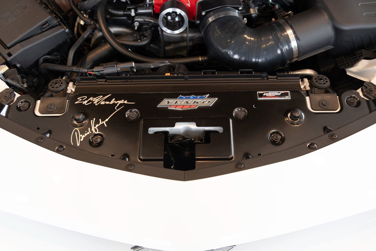 Used 2021 Chevrolet Camaro SS RWD image 5