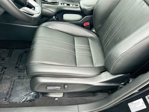 Certified 2026 Honda HR-V EX-L image 18