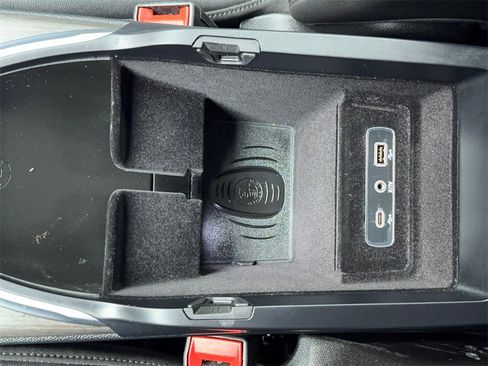 Used 2023 Alfa Romeo Stelvio Ti image 32