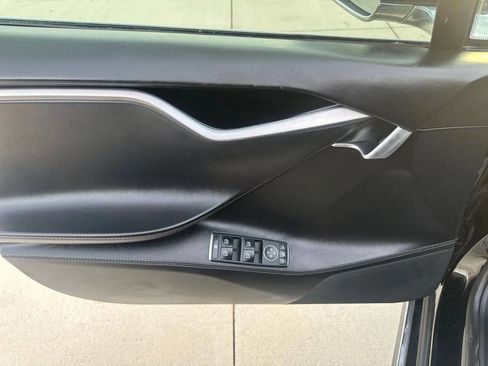 Used 2018 Tesla Model S 75D image 22