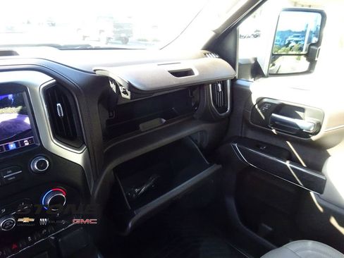 Used 2020 Chevrolet Silverado 3500 LTZ w/ LTZ Premium Package image 30