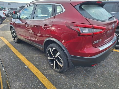 Used 2022 Nissan Rogue Sport SL image 5