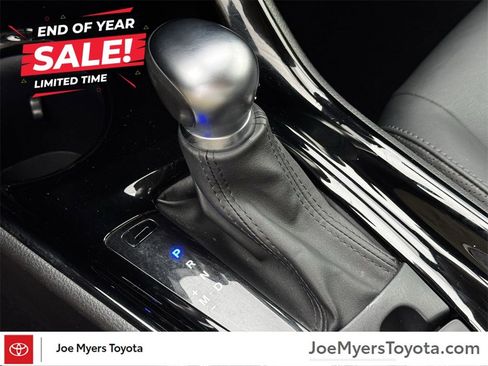 Used 2022 Toyota C-HR Limited image 22