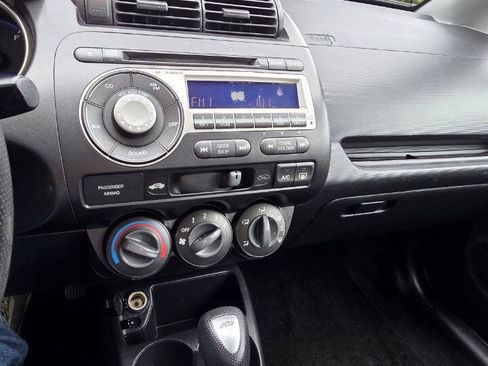 Used 2007 Honda Fit Sport image 13