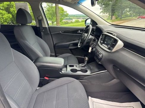 Used 2018 Kia Sorento LX w/ LX V6 Convenience Package AWD/4WD image 10