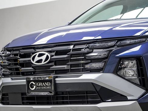 Used 2026 Hyundai Tucson SEL FWD image 2