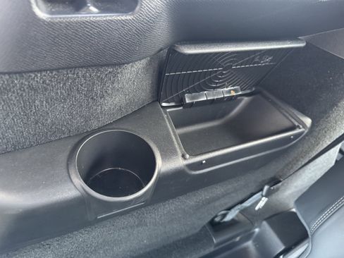 Used 2024 Volvo XC90 T8 Ultimate w/ Lounge Package image 59