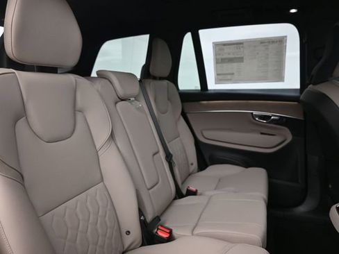 New 2026 Volvo XC90 B6 Plus w/ Protection Package Premier image 34