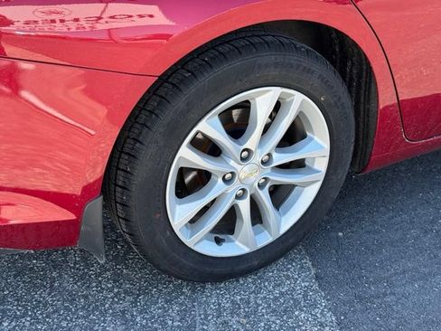 Used 2016 Chevrolet Malibu LT FWD image 36