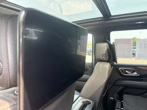 Used 2023 Chevrolet Tahoe High Country w/ Advanced Technology Package AWD/4WD image 26