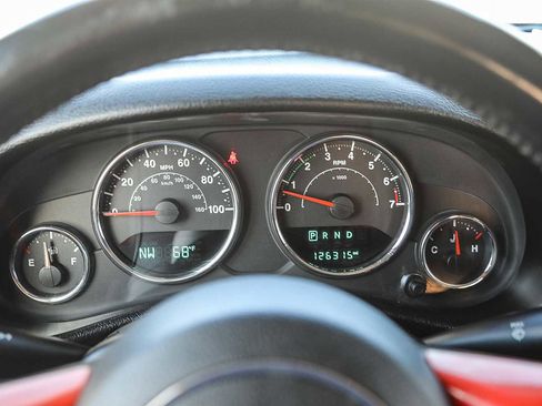 Used 2015 Jeep Wrangler Unlimited Sport w/ Quick Order Package 24S image 22