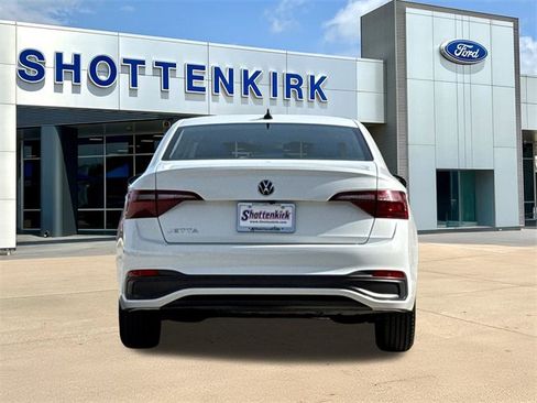 Used 2024 Volkswagen Jetta S image 7
