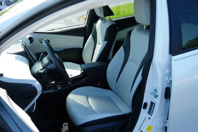 Used 2021 Toyota Prius Limited FWD image 21