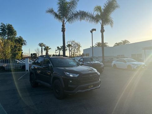 Used 2022 Toyota RAV4 TRD Off-Road image 4