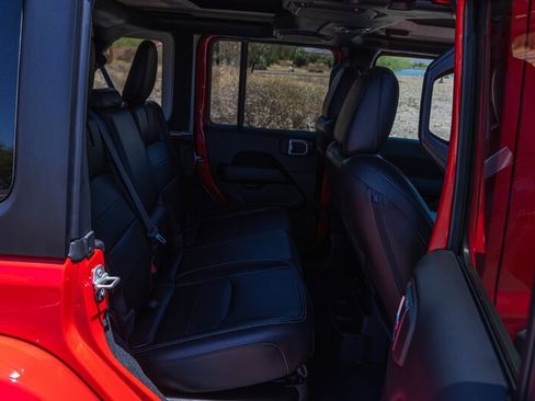 Used 2022 Jeep Wrangler Unlimited Sahara w/ Cold Weather Group image 20