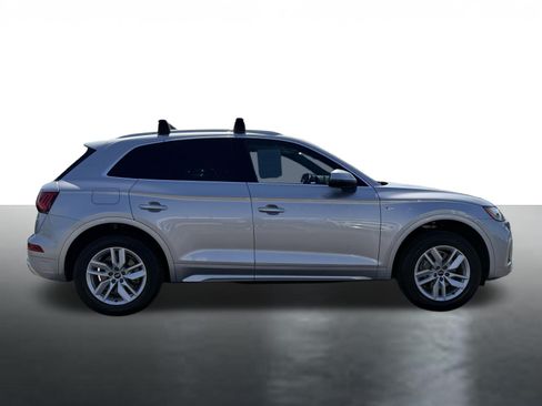 Used 2022 Audi Q5 2.0T Premium w/ Convenience Package AWD/4WD image 9