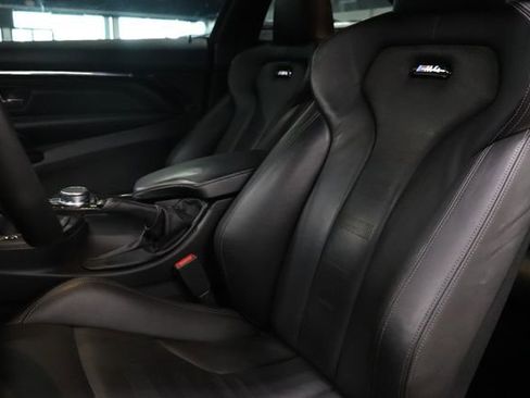 Used 2018 BMW M4 Coupe RWD image 11