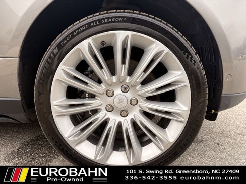 Used 2019 Land Rover Range Rover Long Wheelbase Supercharged image 34