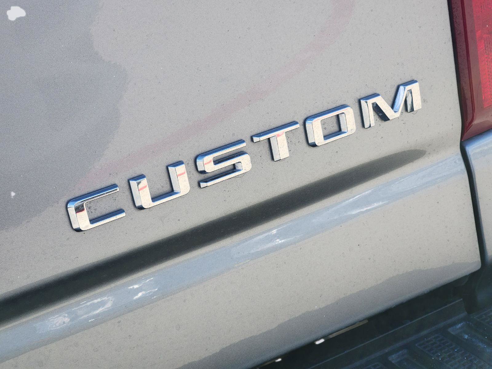 Used 2024 Chevrolet Silverado 2500 Custom w/ Custom Convenience Package AWD/4WD image 12