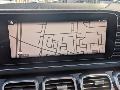 Certified 2025 Mercedes-Benz GLS 450 4MATIC image 19