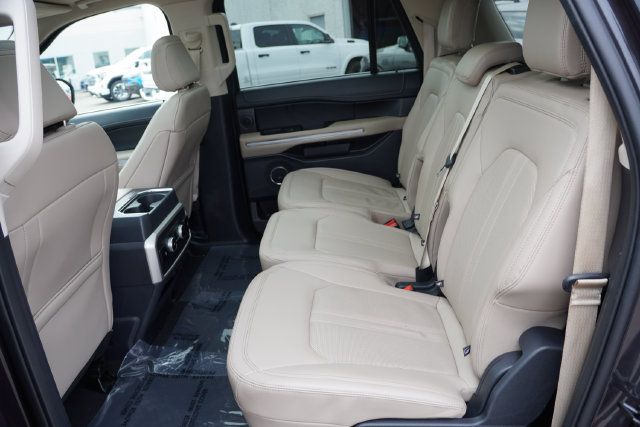 Used 2024 Ford Expedition Max Limited AWD/4WD image 18