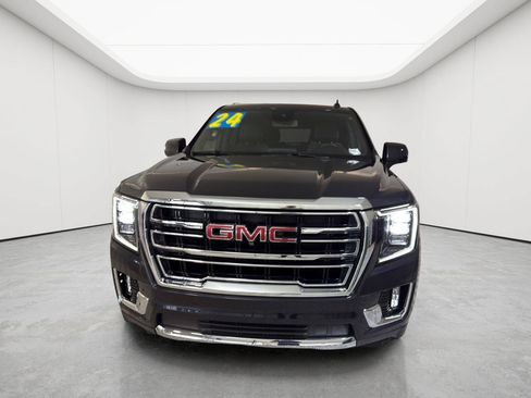Certified 2024 GMC Yukon SLT w/ SLT Luxury Package AWD/4WD image 2
