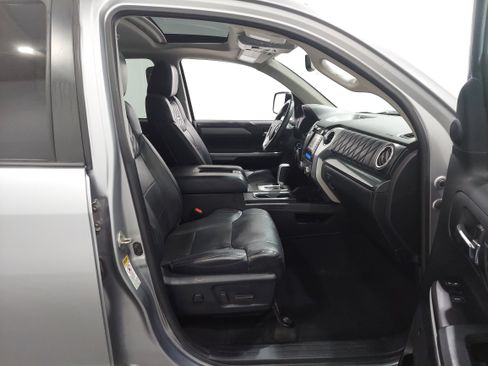 Used 2016 Toyota Tundra Platinum image 19