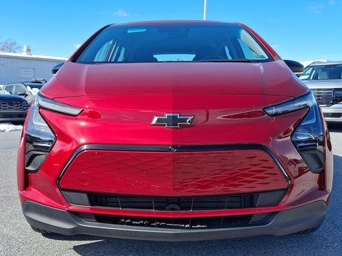 Used 2023 Chevrolet Bolt LT w/ Infotainment Package image 2