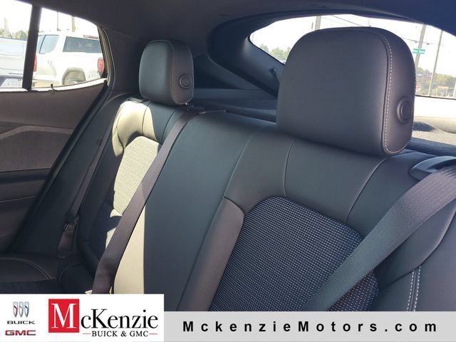 New 2026 Buick Envista Sport Touring w/ Convenience I Package FWD image 21