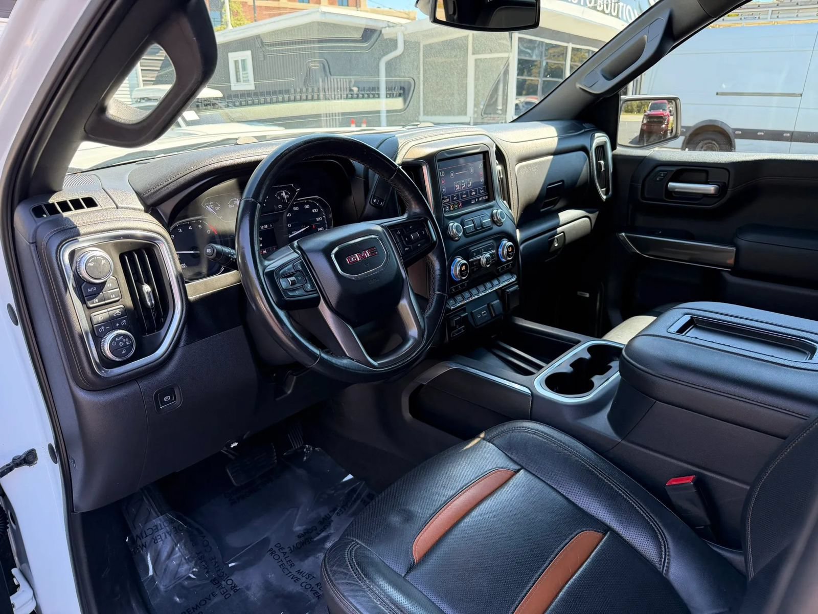 Used 2019 GMC Sierra 1500 AT4 w/ AT4 Premium Package AWD/4WD image 11