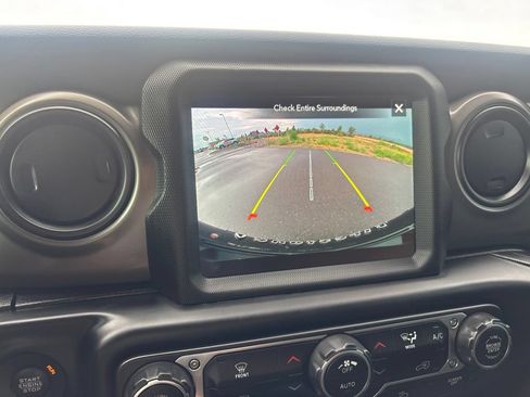 Used 2023 Jeep Wrangler Unlimited Sport AWD/4WD image 29