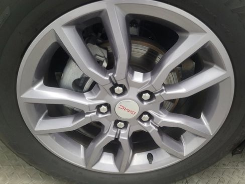 Used 2023 GMC Terrain SLT AWD/4WD image 31