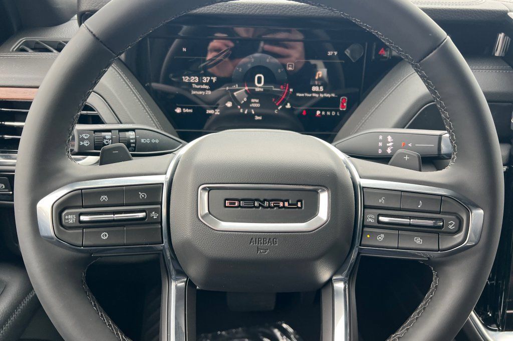 New 2026 GMC Yukon XL Denali AWD/4WD image 22