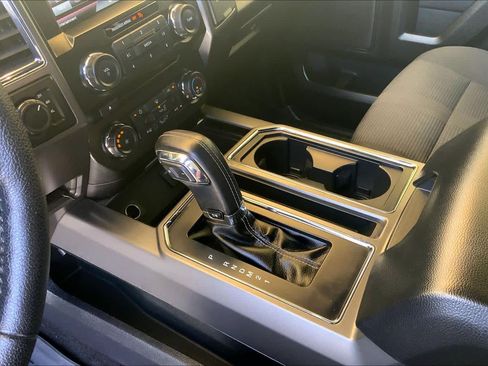 Used 2015 Ford F150 XLT w/ Equipment Group 302A Luxury AWD/4WD image 17