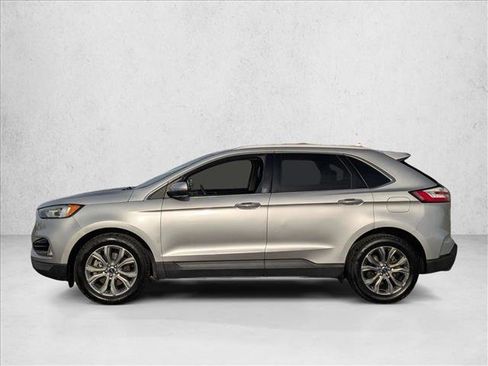 Used 2019 Ford Edge Titanium image 9