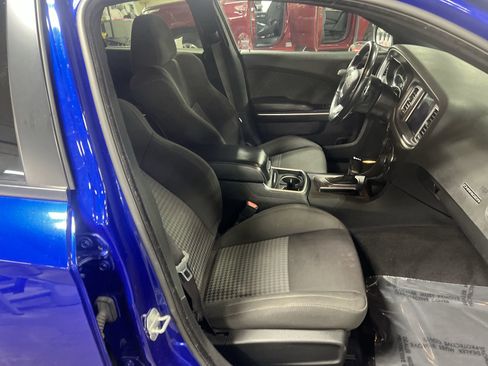Used 2019 Dodge Charger GT image 27