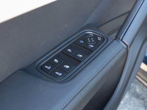 New 2026 Porsche Cayenne GTS image 16