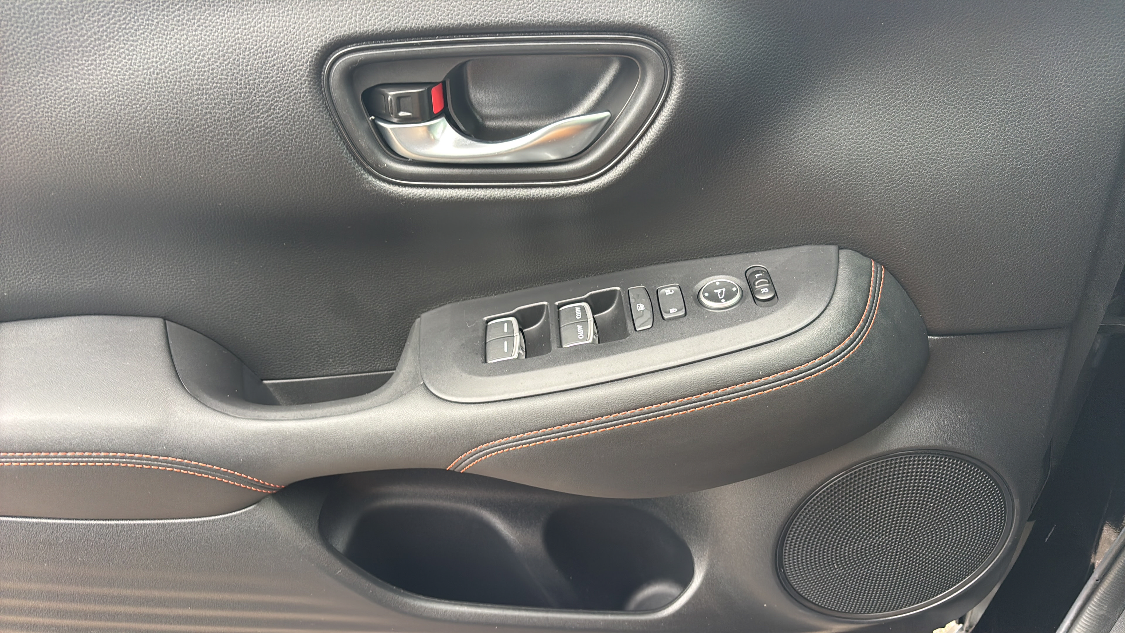Certified 2024 Honda HR-V Sport image 23