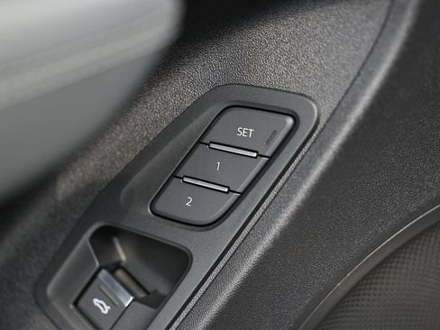 New 2026 Audi Q3 quattro 2.0T AWD/4WD image 17