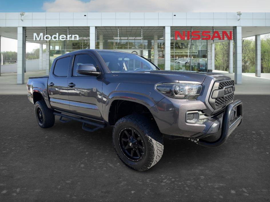 Used 2017 Toyota Tacoma 2WD Double Cab image 7