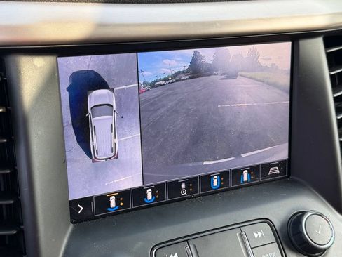 Used 2020 GMC Acadia Denali w/ Technology Package AWD/4WD image 26