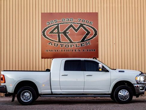 Used 2021 RAM 3500 Laramie image 2