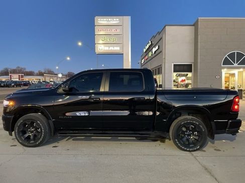 Used 2025 RAM 1500 Big Horn AWD/4WD image 1