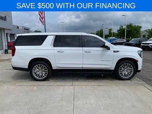 Used 2024 GMC Yukon XL Denali w/ Max Trailering Package AWD/4WD image 2