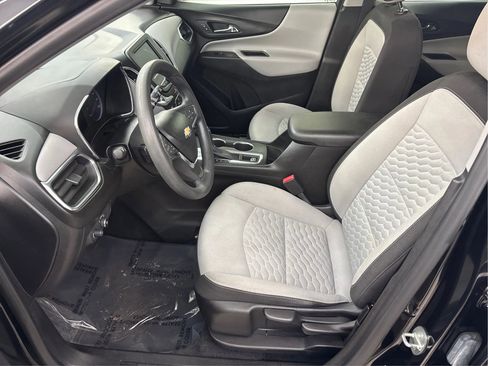 Used 2020 Chevrolet Equinox LS FWD image 13